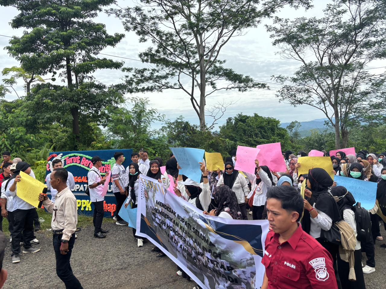 Ratusan Honorer dan Calon PPPK Tahap II Seluma Gelar Aksi, Tuntut Kepastian Pengangkatan